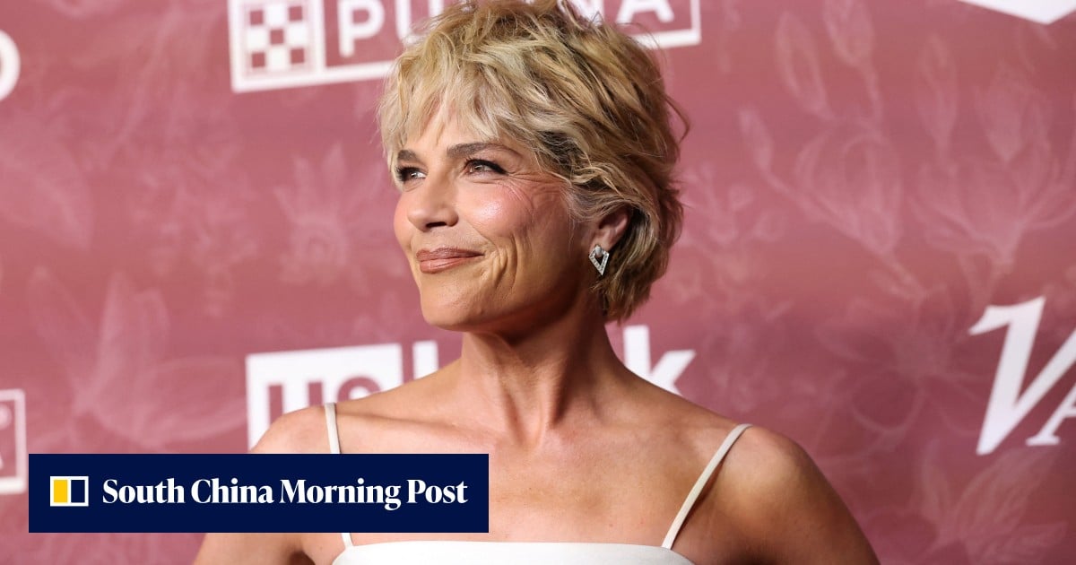 Actress Selma Blair arrested for allegedly injuring two flight attendants