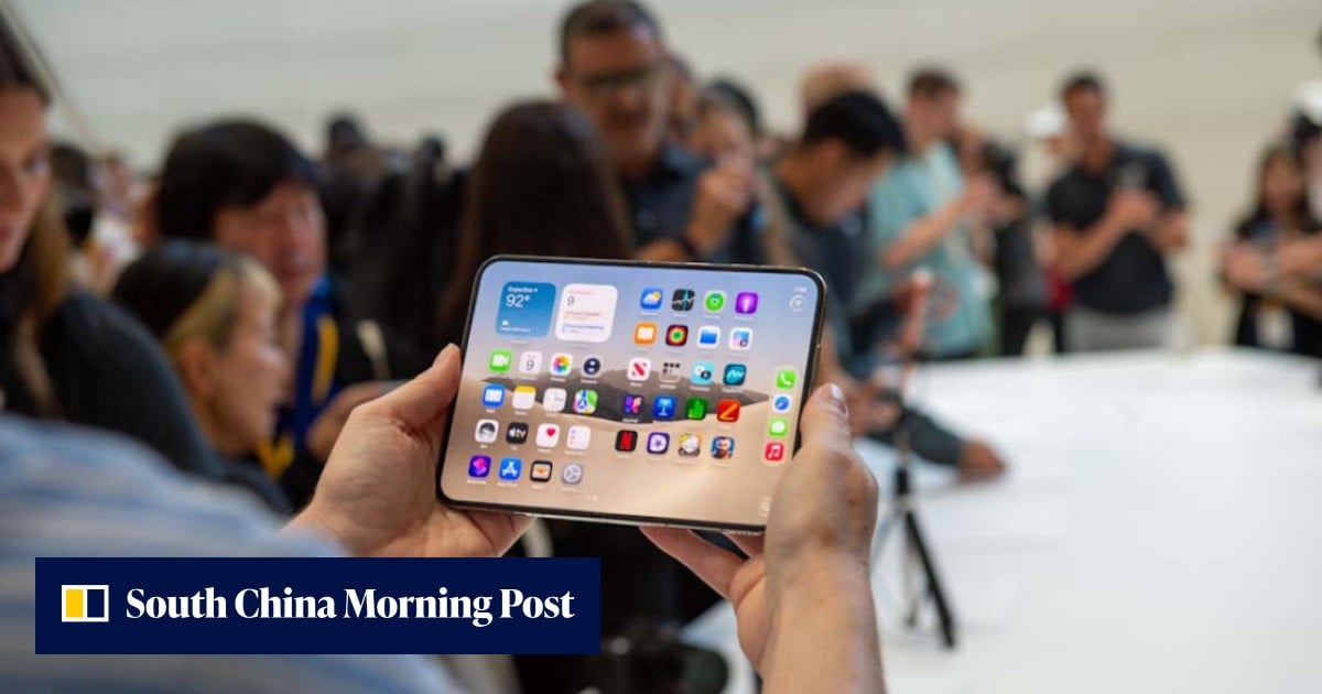 Police receive over 100 reports about credit card charges for iPhone Duo pre-orders
