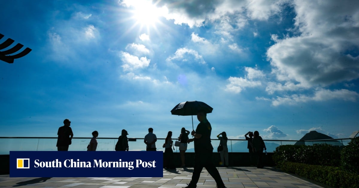 Why is Hong Kong so hot in October and will winter be warmer than usual?