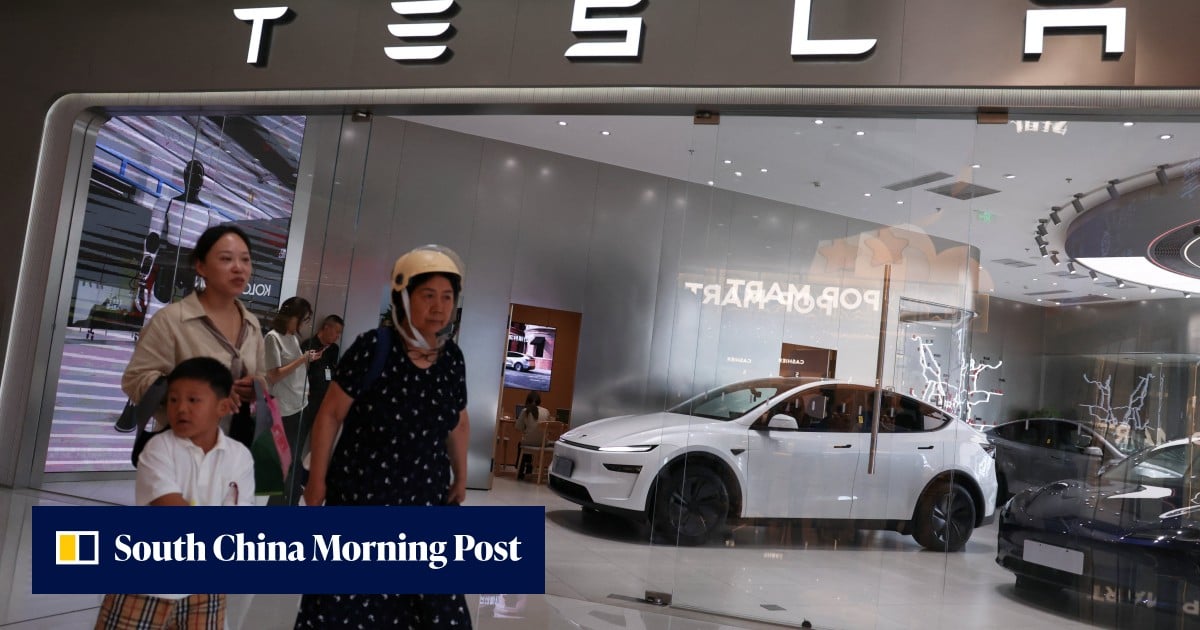 Tesla drivers in China can now make in-car Alipay payments under new deal
