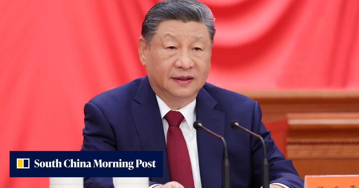 Xi leads early Politburo meeting to signal anti-corruption drive ahead of plenum