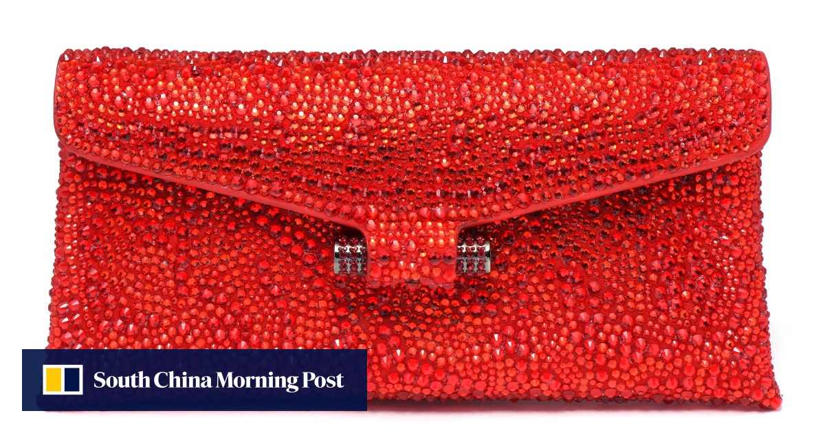 Stuart weitzman best sale danika clutch