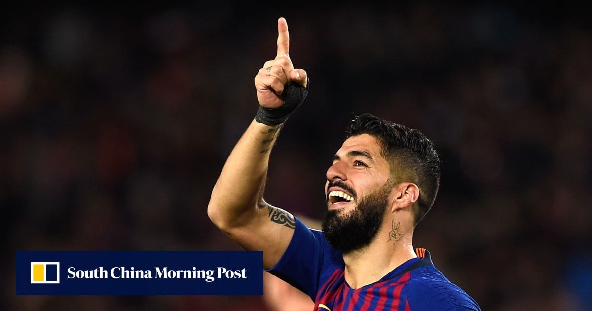 Liverpool fans irate as Luis Suarez celebrates goal for Barcelona