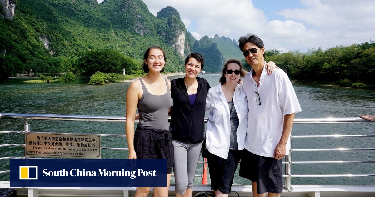A Parent’s Guide to Traveling with Adult Children: 13 Tips for a Relaxing and Enjoyable Trip