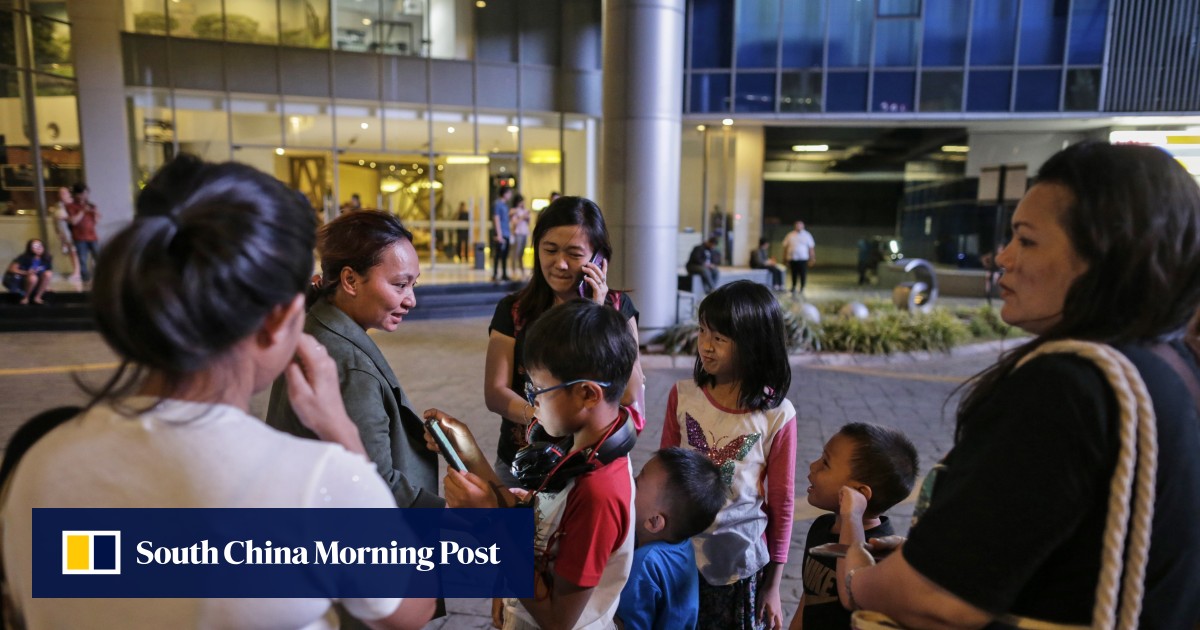 Powerful Earthquake Strikes Indonesia S Sumatra Java Islands