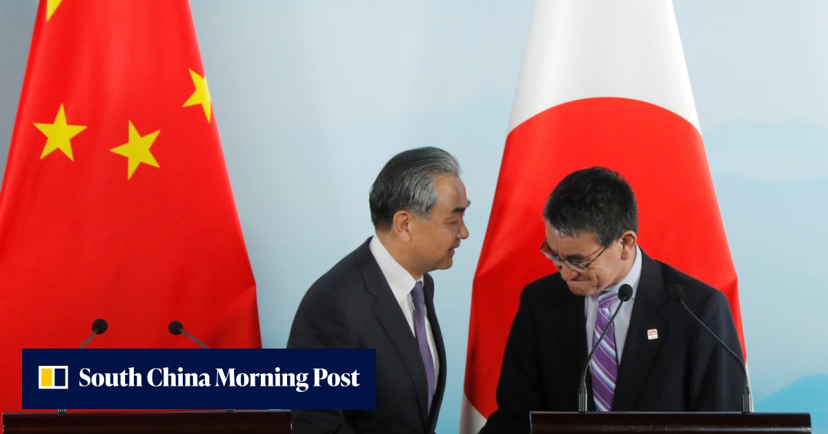 Chinese Foreign Minister Wang Yi offers to help Japan and South Korea ...