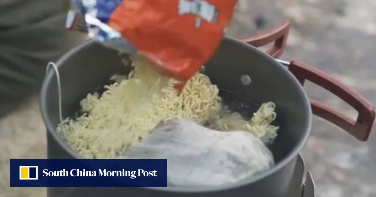 Rare plant with noodles leaves bitter taste for Chinese video blogger