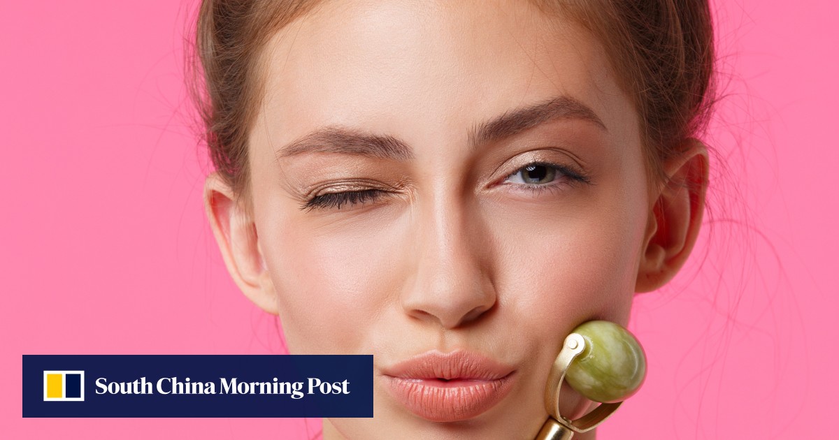 4 top skincare trends in 2019 for youthfullooking skin LED lights