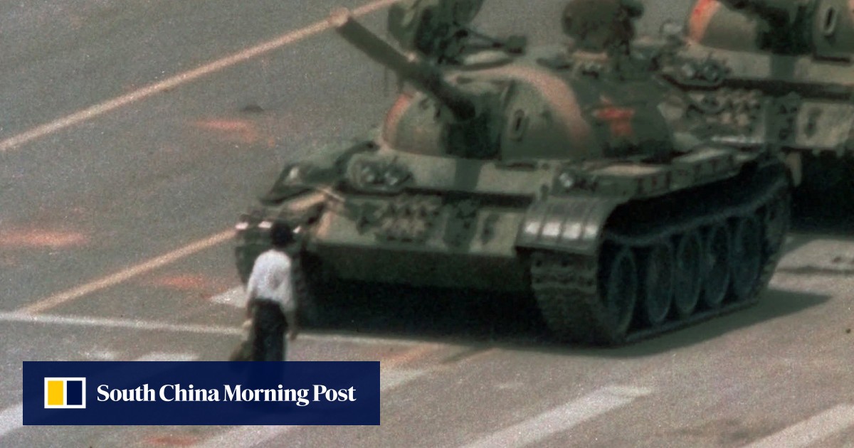 Tiananmen Square Tank Man photographer Charlie Cole dies in Bali