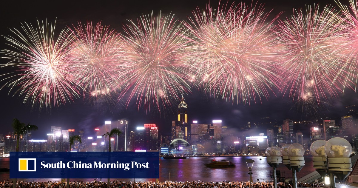 Hong Kong calls off Lunar New Year fireworks display amid unrest -  Chinadaily.com.cn