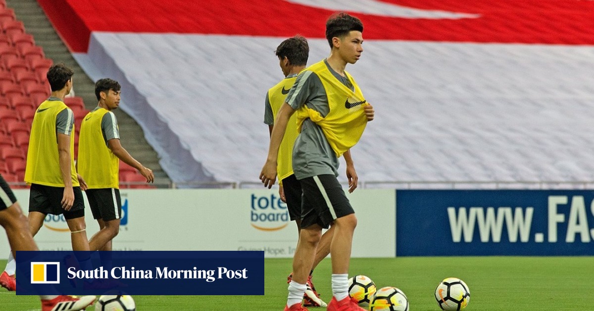 Fulham Teenager Ben Davis Stuns Singapore By Choosing Thailand