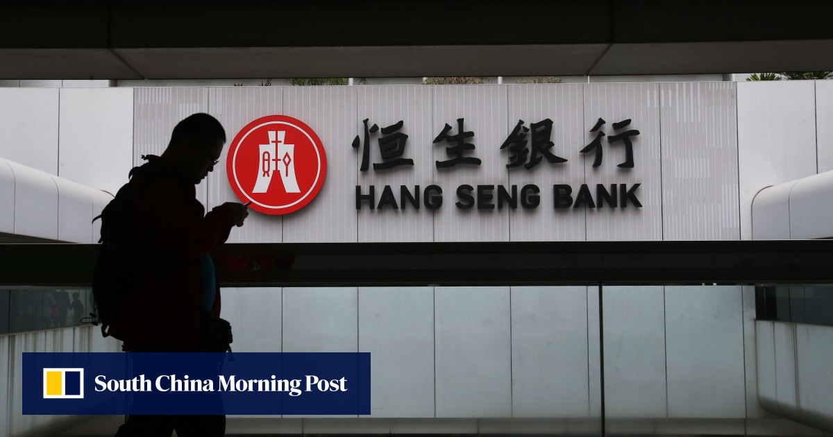 Hang Seng Bank Sees Biggest Fall In 2 Months As Economic Weakness
