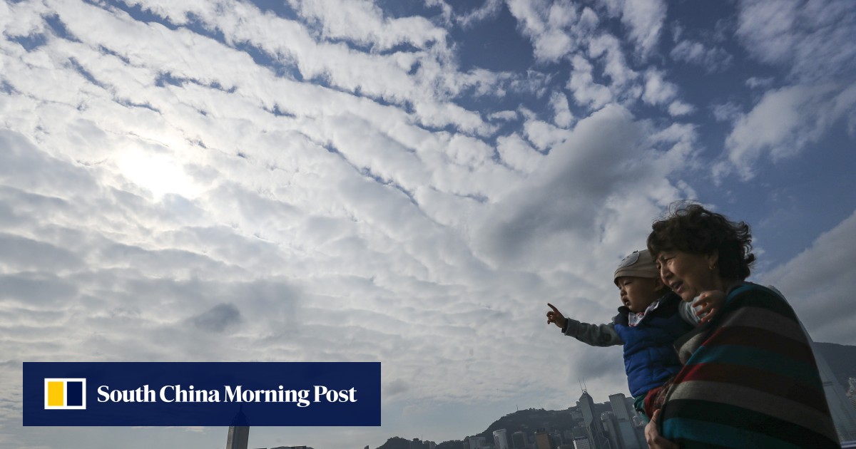 Cold Snap In Hong Kong Comes With Health Warning As Temperatures Set To Cold Snap In Hong Kong Comes With Health Warning As Temperatures Set To