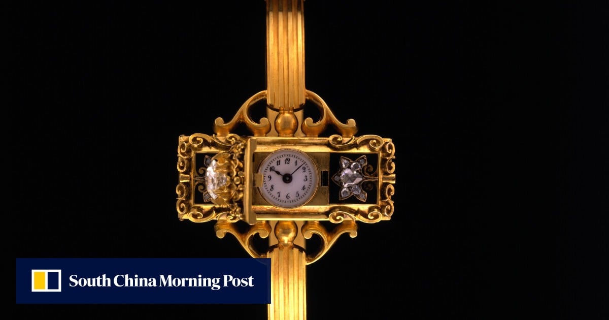 Patek philippe first wristwatch outlet