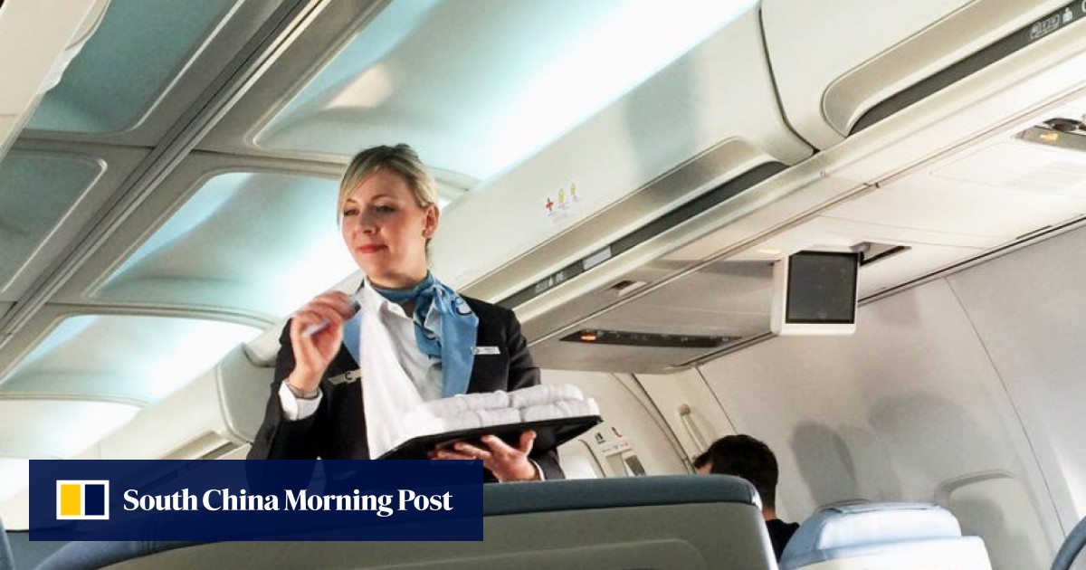 10 Things Flight Attendants Know About Flying That You Probably Dont