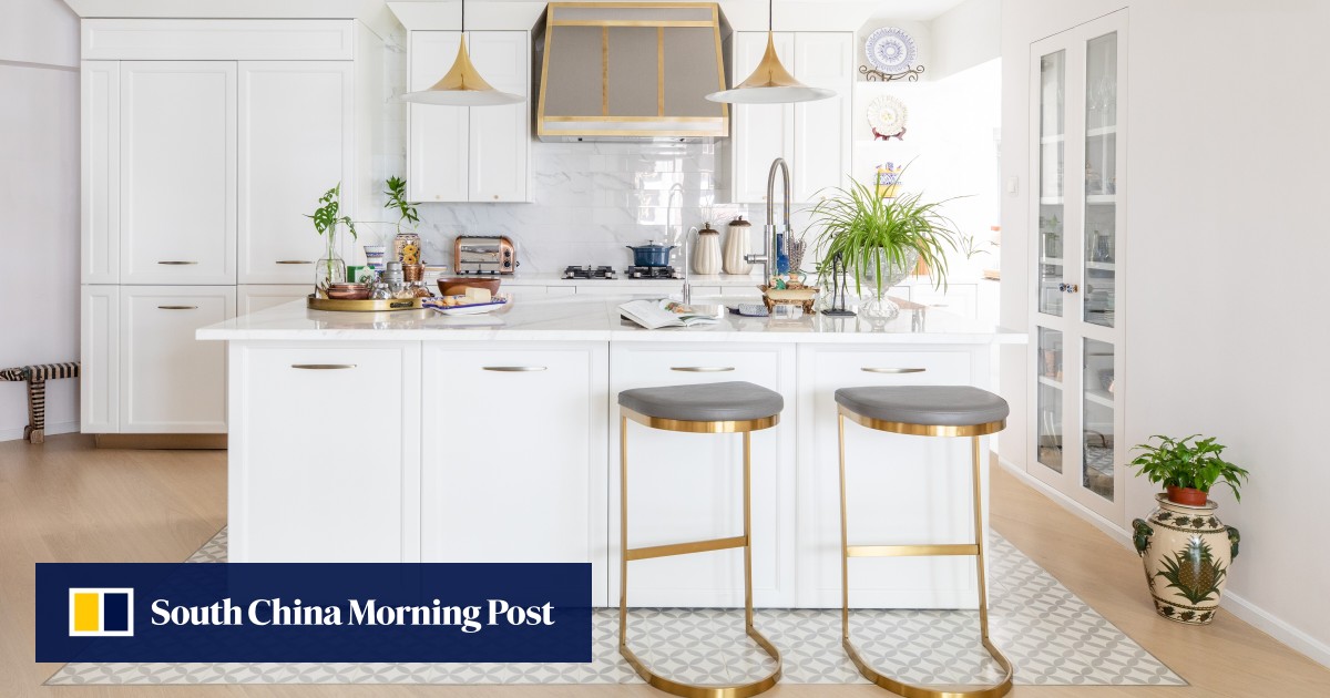 East Meets West In A Chinese American Banker S Hong Kong Apartment