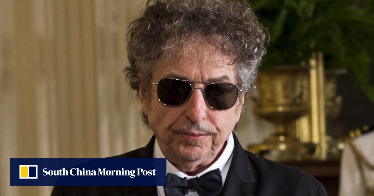 Bob Dylan sells his entire song catalogue to Universal Music South