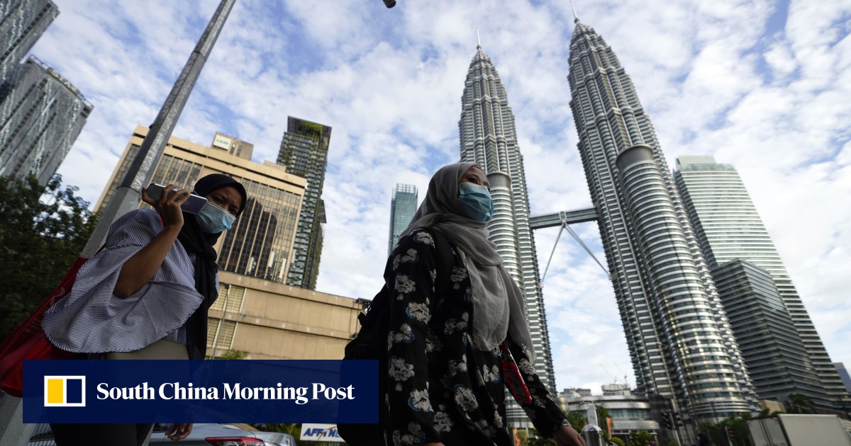A year after its first coronavirus case, Malaysia’s contacttracing efforts are falling