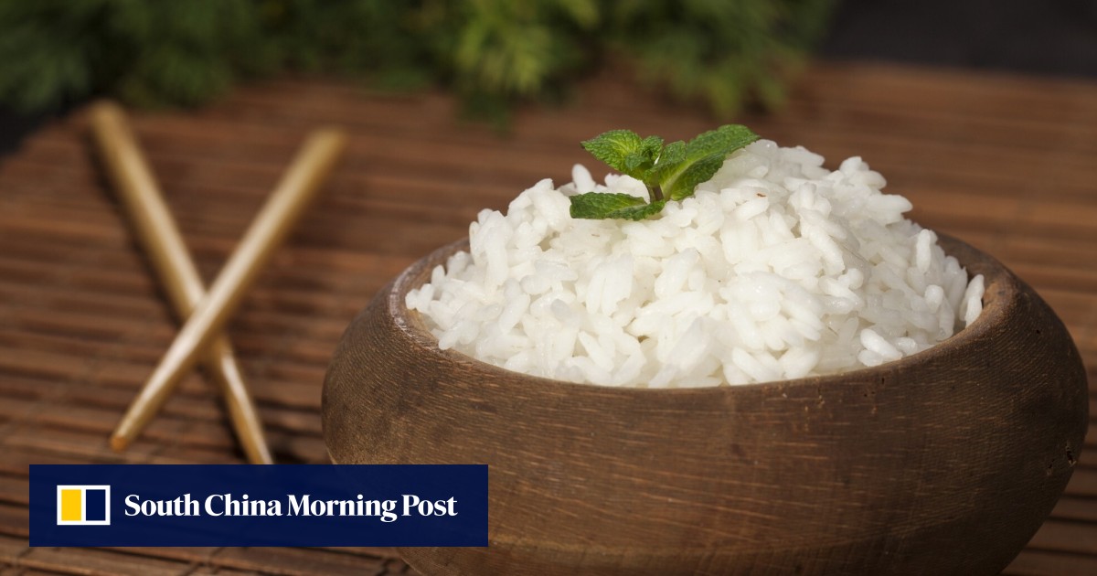 Prince Harry’s ex-butler tells world to eat rice with ‘knife and fork ...