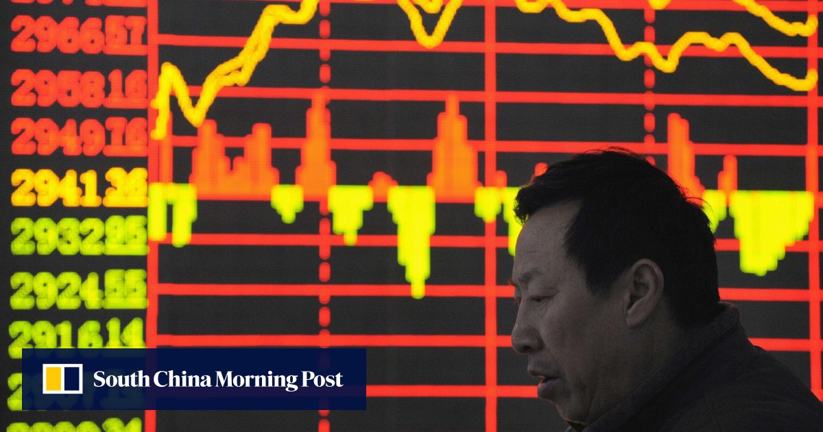 Hong Kong stocks complete threeweek rally as tech firms add to US205