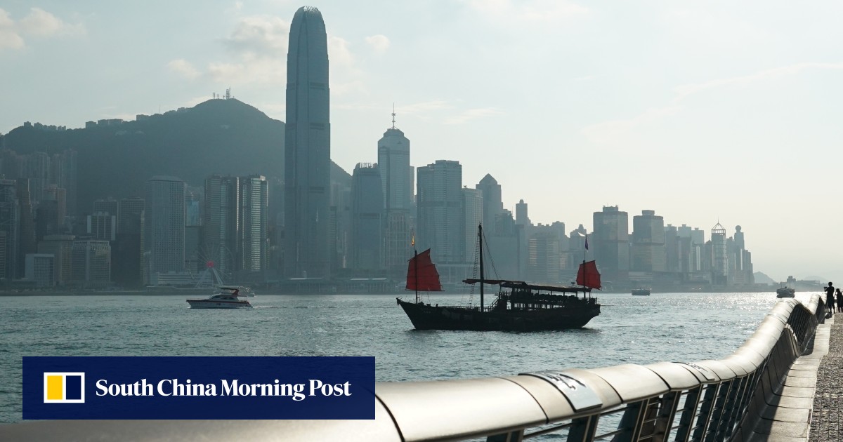 Coronavirus US elevates Hong Kong risk level despite absence of local