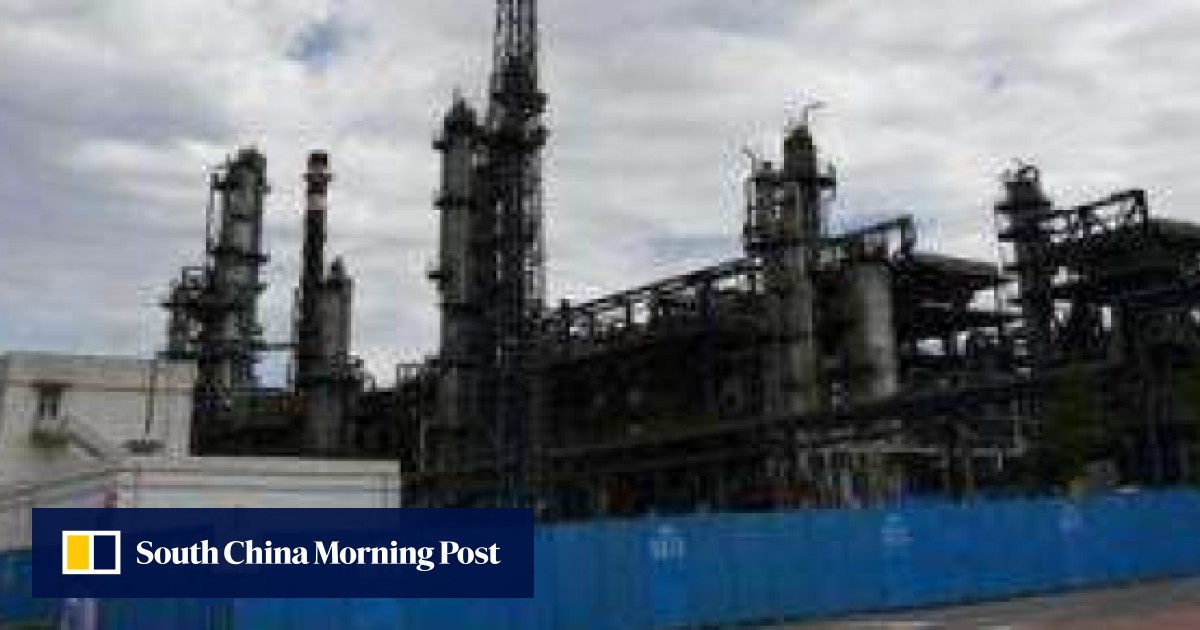 Storm in a teapot China’s small oil refineries brew big plans for