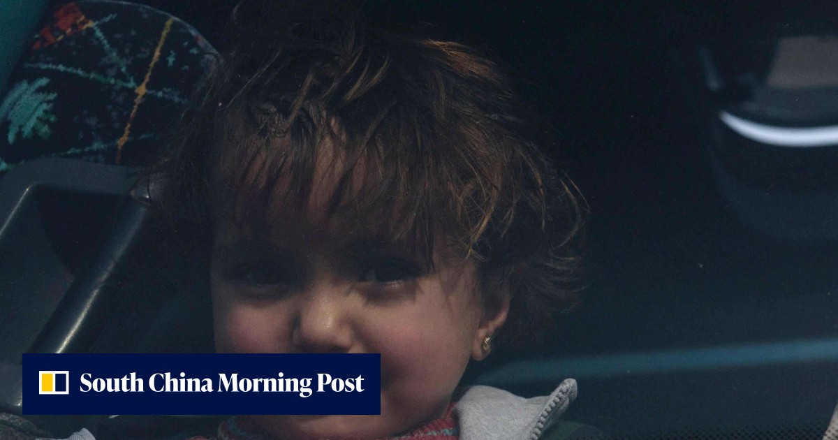 UK to limit intake of lone child refugees