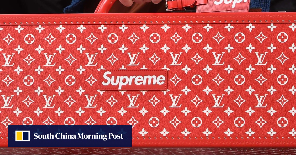 Louis Vuitton x Supreme 2017 Monogram Baseball Jersey - Red Casual