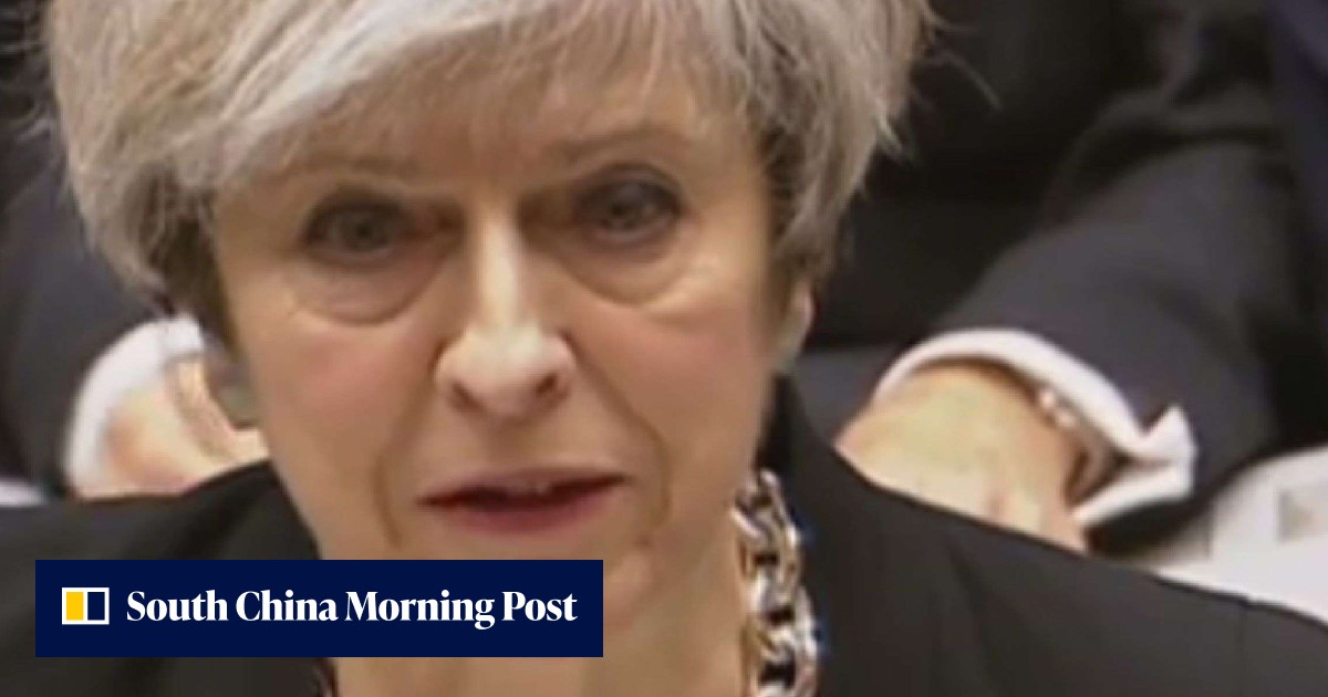 Pound tumbles before Article 50 Brexit trigger