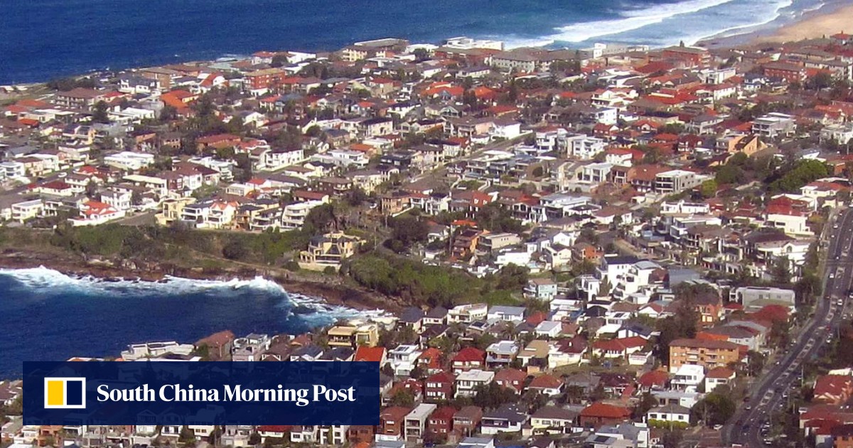 Australia to keep close eye on bubble in housing market