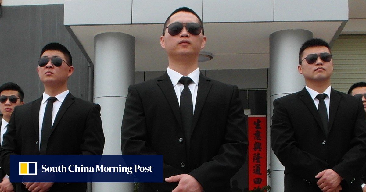 Female bodyguards latest accessory for China's rich