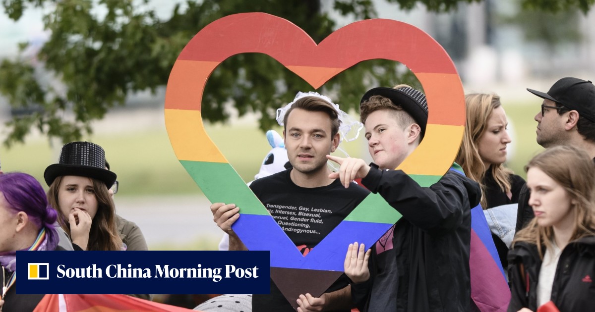 Germany gets ready for first gay marriages on Sunday