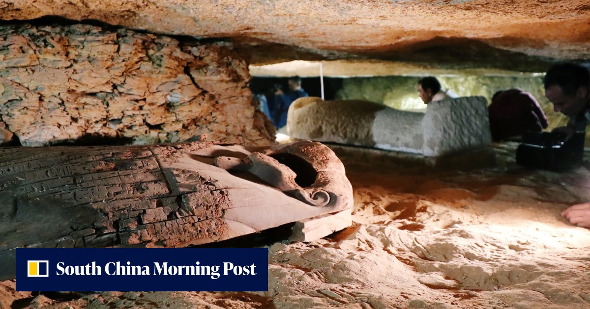 Archaeologists discover ancient necropolis in Egypt | South China ...