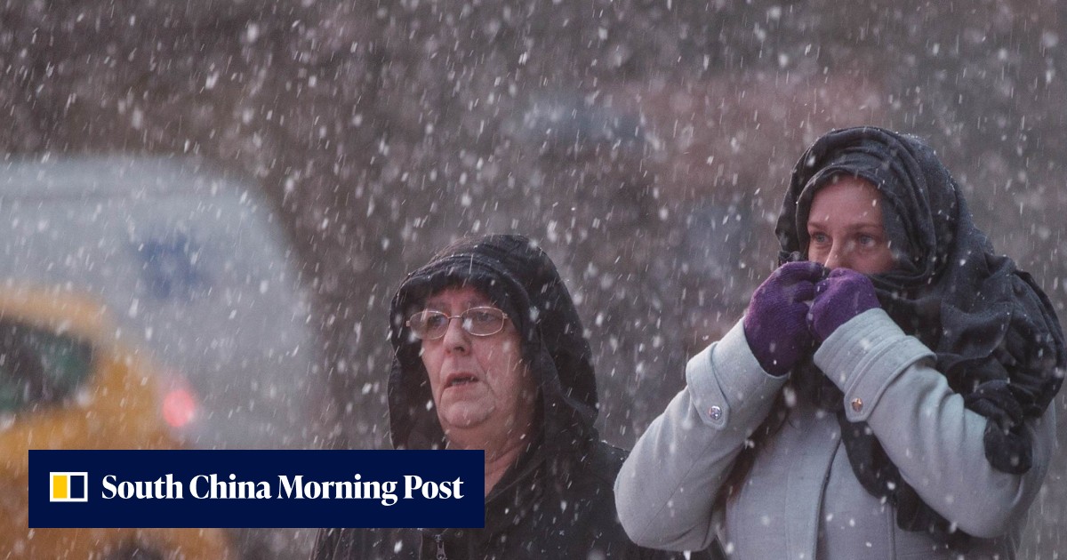 Winter storm cancels hundreds of flights in New York | South China ...
