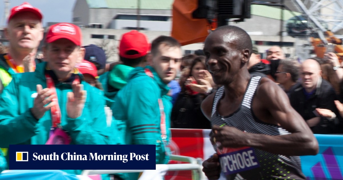 Smiling can improve running: how to make it genuine, such as thinking ...