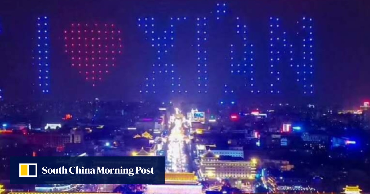 Chinese dronemaker breaks world record – but display is out of sync