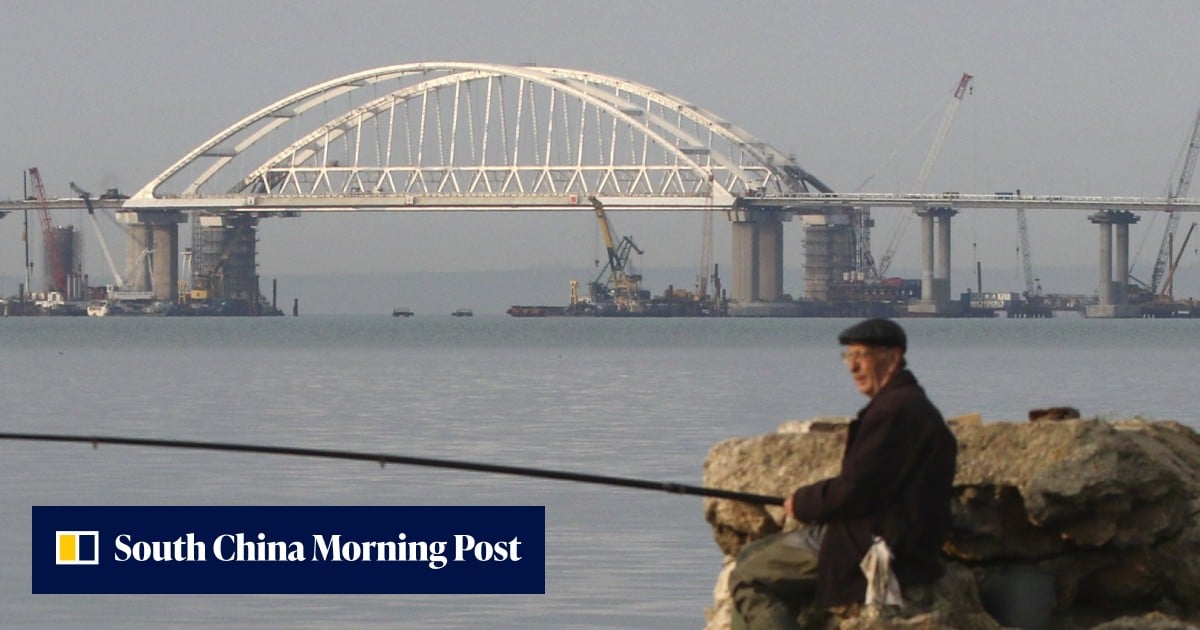 Bridge connects annexed Crimea to Russia – and Putin to a dream dating ...