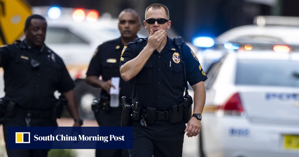 Four reported dead in shooting at Jacksonville mall South China