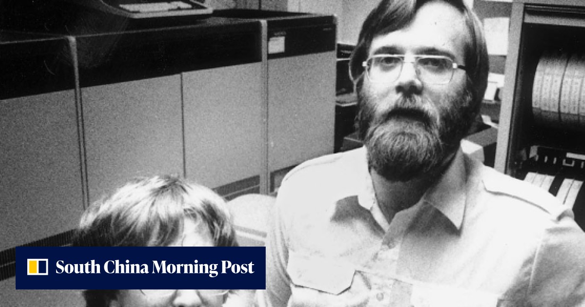 Paul Allen: Microsoft geek who dreamed of a computer in every home ...