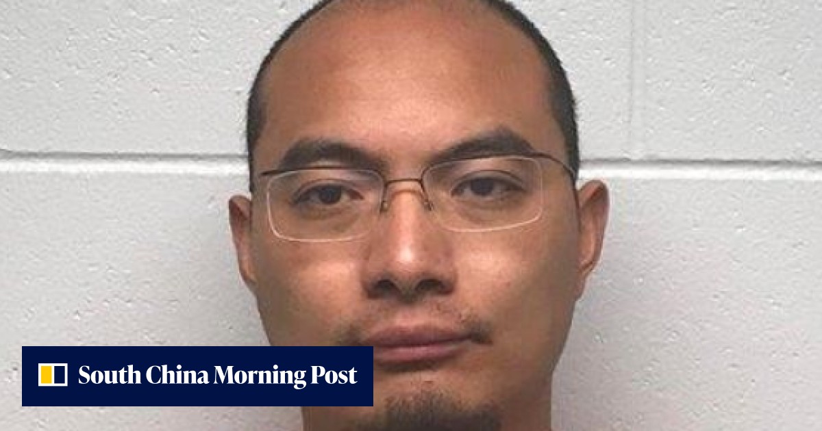 Suspected Chinese spy allowed to bring former US government official ...