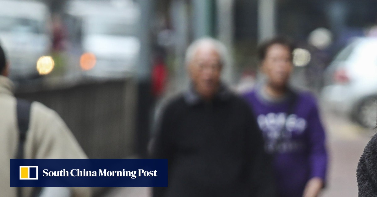 Temperatures in Hong Kong dip to as low as 7.9 degrees Celsius as