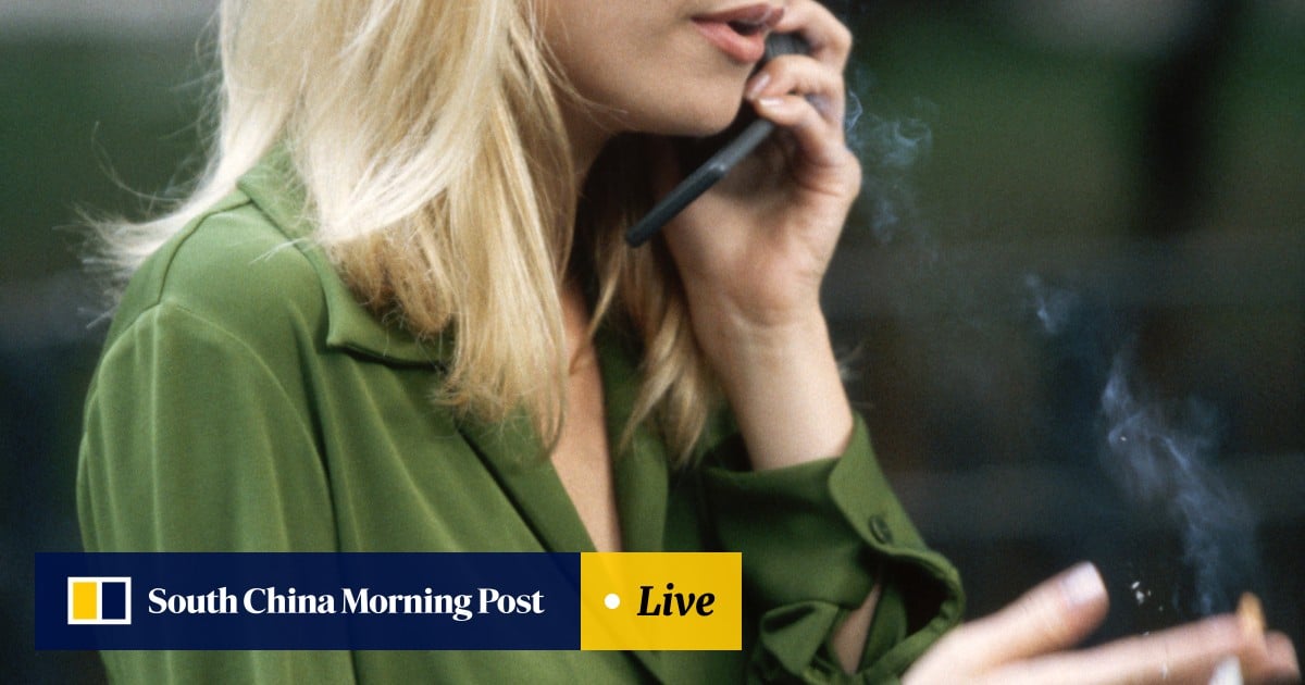 jennifer lawrence smoking a cigarette smokes hand rolled in alley 6 celebrities you didn't know