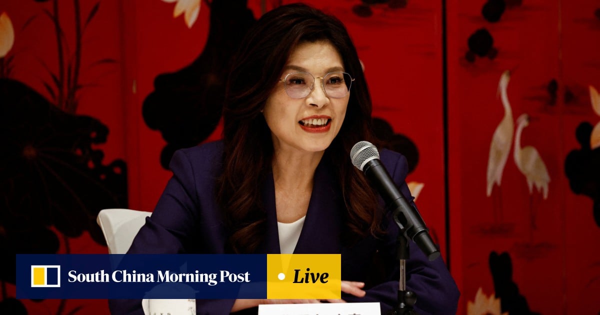 Xi Jinping Meets Taiwan Opposition Leader to Discuss Cross-Strait Relations