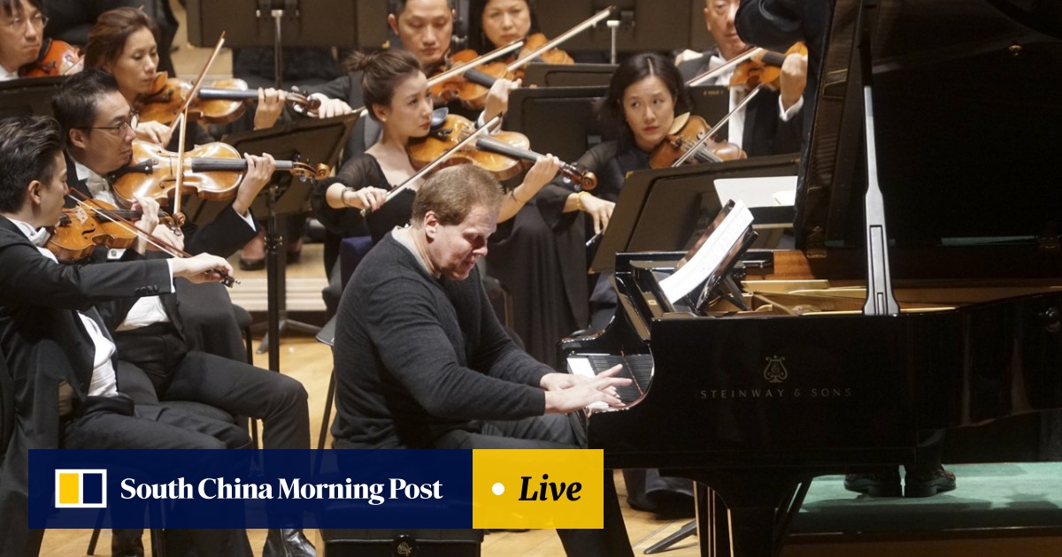 Review: HK Phil/Christoph Eschenbach/Tzimon Barto