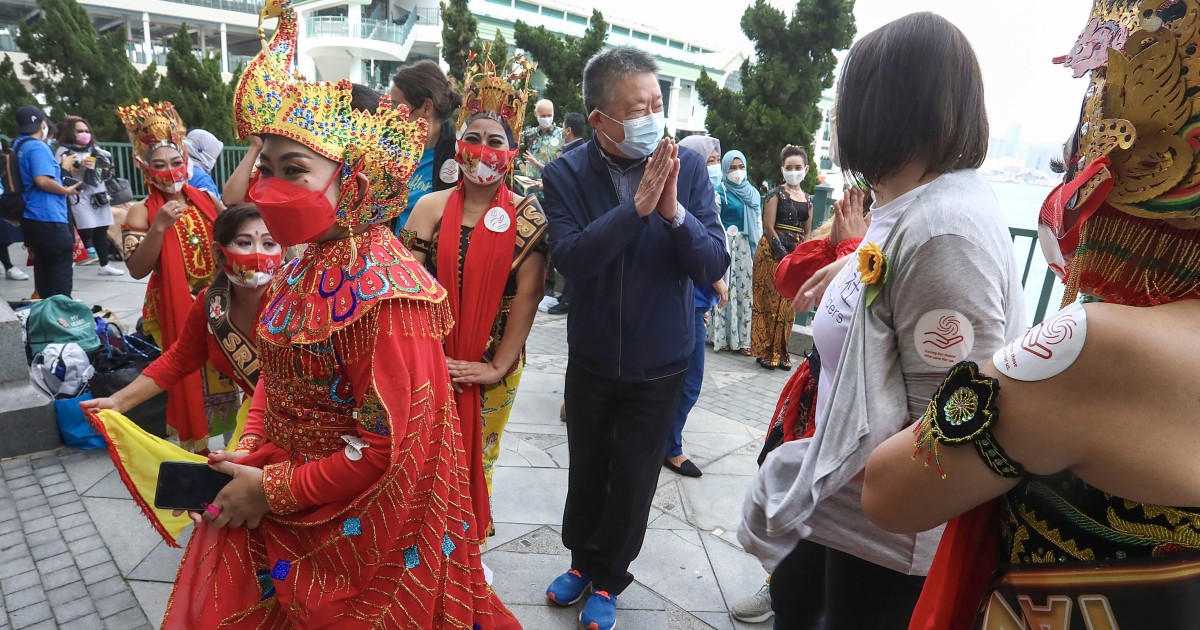 Domestic Workers Celebrate Their Art Skills At Hong Kong Event Marking International Migrants Day South China Morning Post Domestic Workers Celebrate Their Art Skills At Hong Kong Event Marking International Migrants Day South China Morning Post