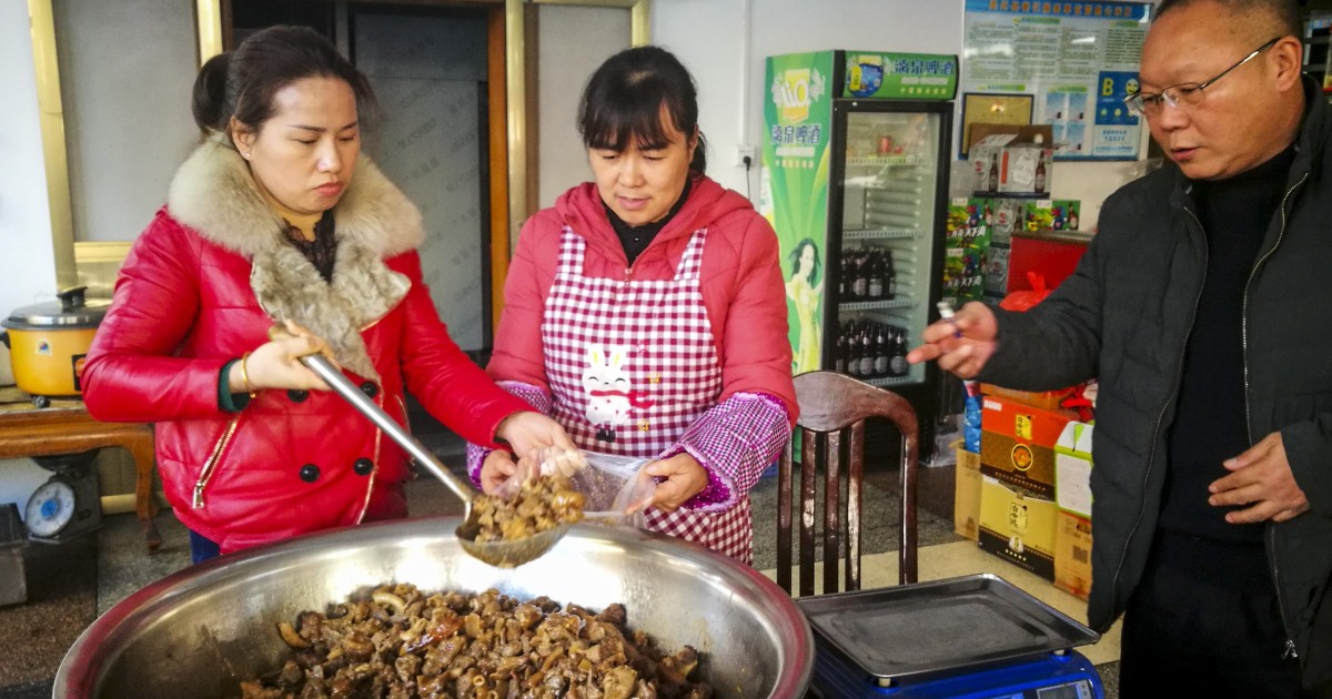 China S Pork Crisis Piques Interest In Dog And Cat Meat As Animal