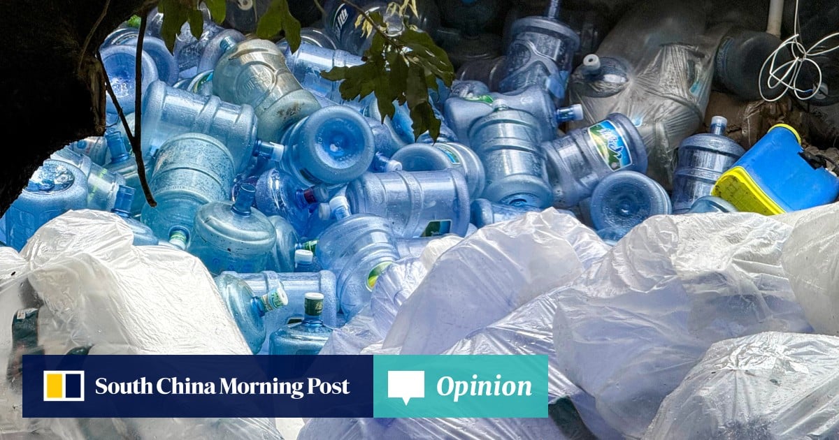 Hong Kong Water Scandal: Eroding Public Trust in Government Hong Kong Water Scandal: Eroding Public Trust in Government