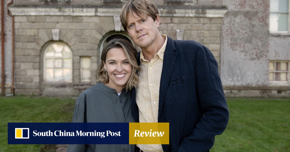 Beyond Paradise’s Detective Inspector Goodman swaps Caribbean for the UK
