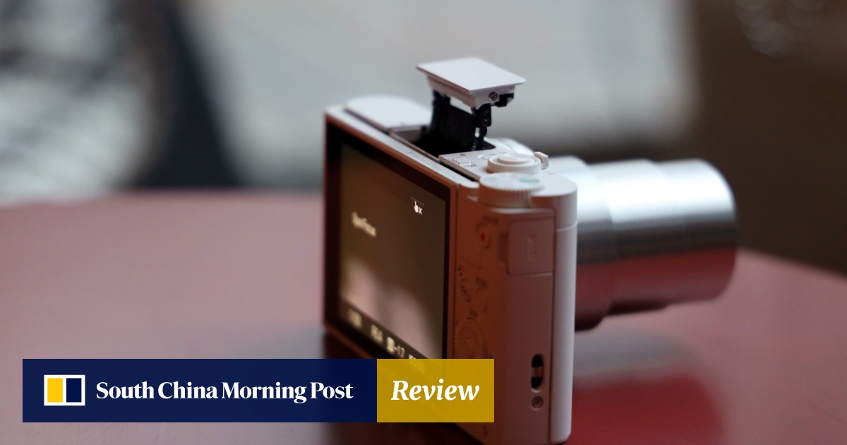 Pocket-sized Sony DSC-WX800 digital camera's zoom lens packs a big