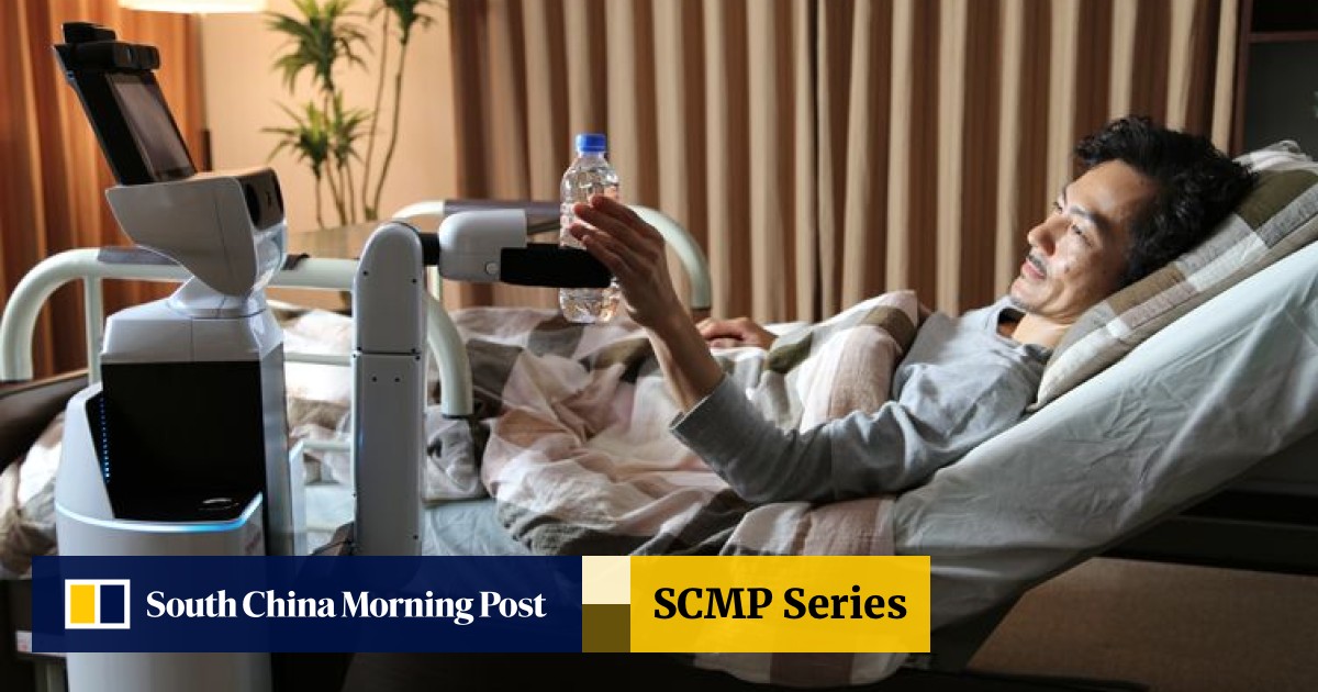 Toyota robots shop for elderly